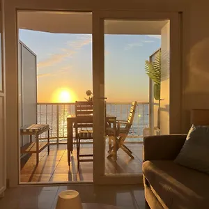  Apartamento Primera Linea Playa